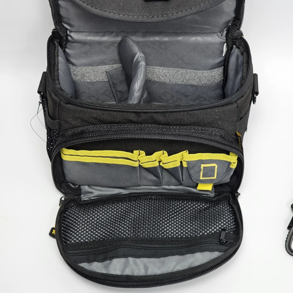 Ruggard Commando 25 DSLR Shoulder Bag, Water Repellent, Camera/Lens Storage, EUC